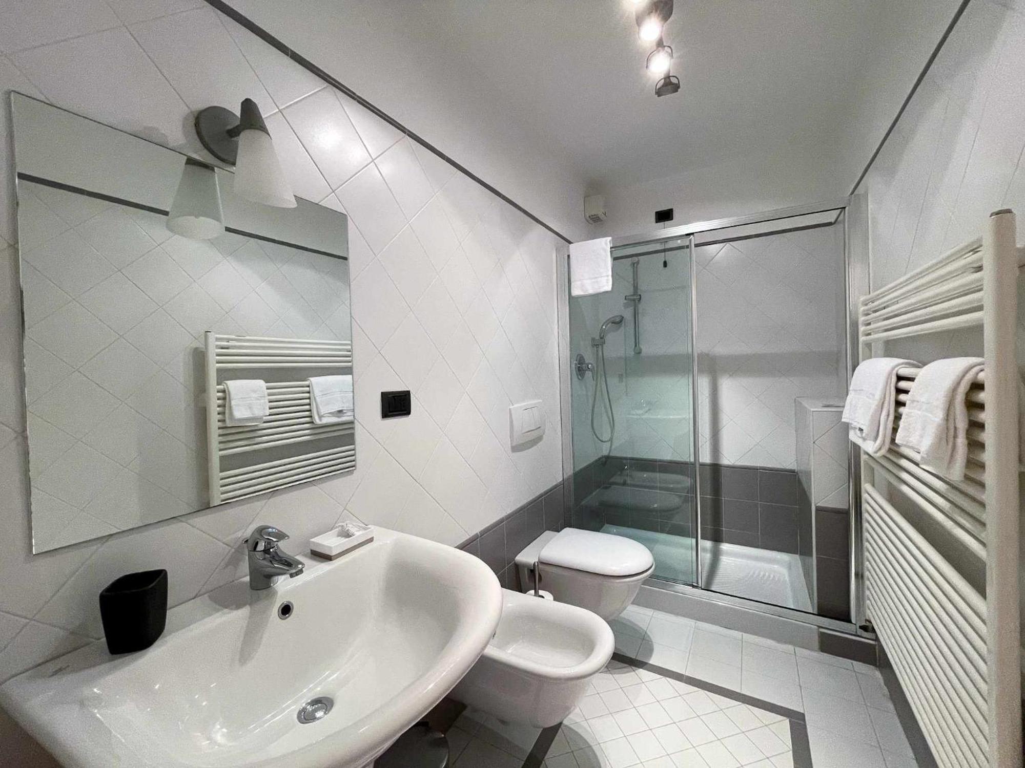 בלאג'יו Plinio Center Town Apartment מראה חיצוני תמונה