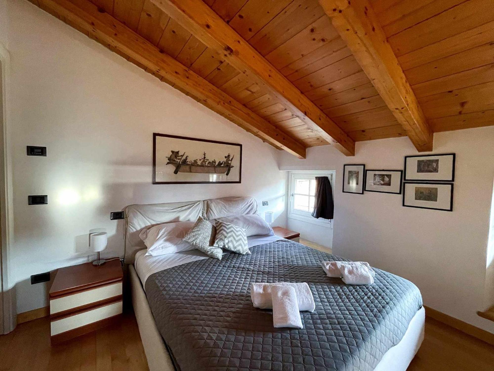 בלאג'יו Plinio Center Town Apartment מראה חיצוני תמונה